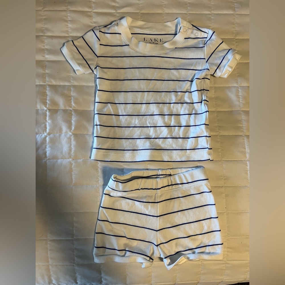 Lake pajamas size 12-18 months